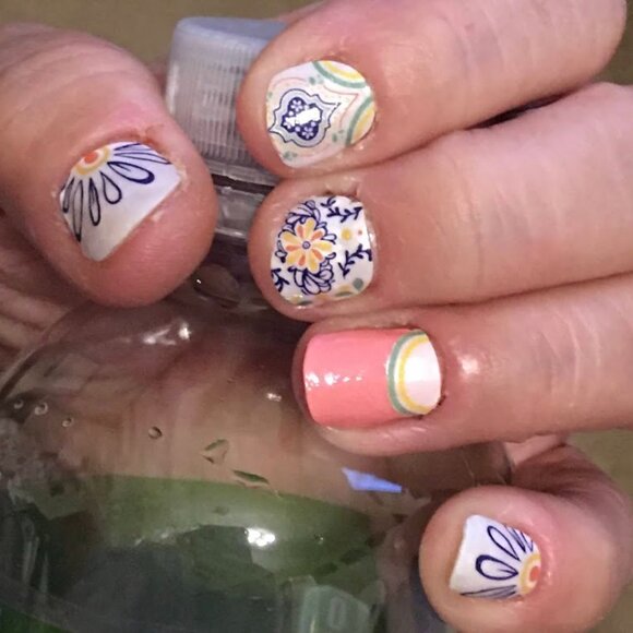 Coconut Nail Art by Incoco Nail Polish Strips, Casa Verano - Picture 3 of 3